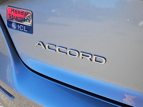 Solar Silver Metallic 2025 Honda Accord SE
