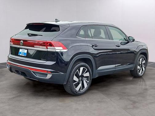 2024 Volkswagen Atlas Cross Sport 2.0T SE w/Technology 4MOTION