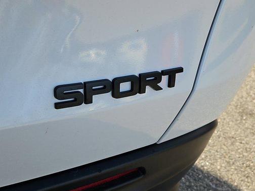 Platinum White Pearl 2026 Honda HR-V AWD Sport