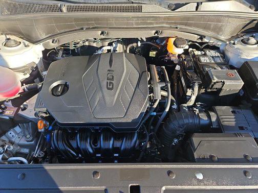 2023 Hyundai SANTA FE SE