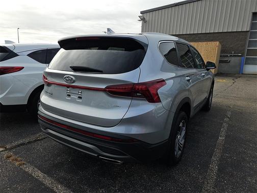 2023 Hyundai SANTA FE SE