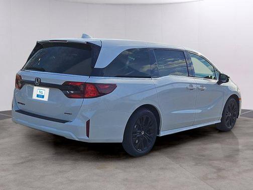 Platinum White Pearl 2026 Honda Odyssey Sport-L