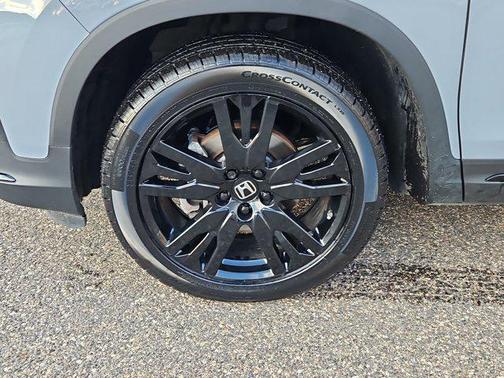 2022 Honda Pilot AWD Black Edition