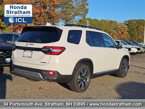 2025 Honda Pilot Touring 8-Passenger