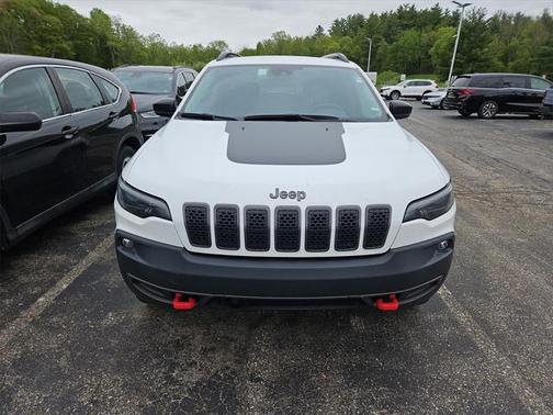 2022 Jeep Cherokee Trailhawk