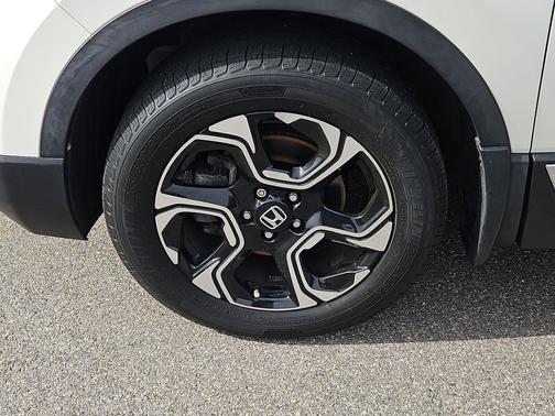 White Diamond Pearl 2018 Honda CR-V Touring