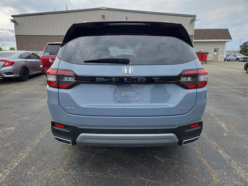 2023 Honda Pilot AWD Elite