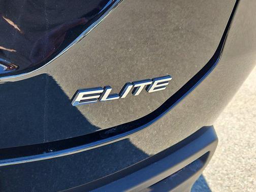 2023 Honda Pilot AWD Elite