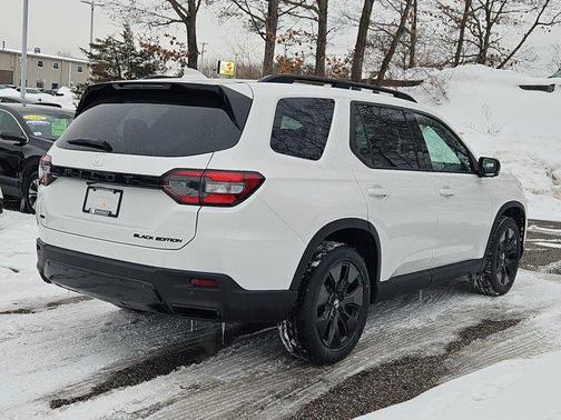 2026 Honda Pilot Black Edition