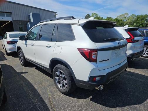 2022 Honda Passport AWD TrailSport