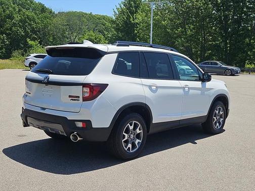 2022 Honda Passport AWD TrailSport