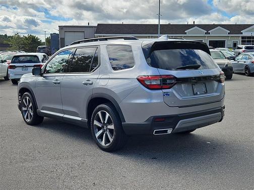2023 Honda Pilot AWD Elite