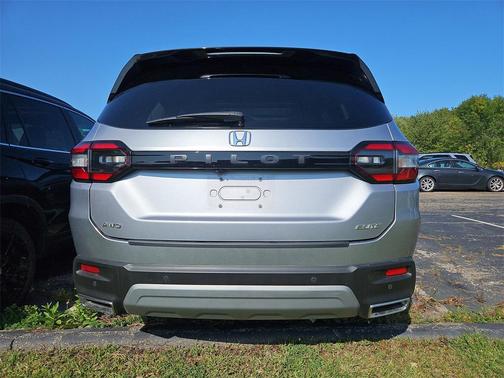 2023 Honda Pilot AWD Elite