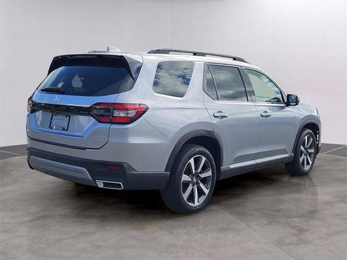 2023 Honda Pilot AWD Elite