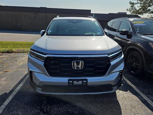 2023 Honda Pilot AWD Elite