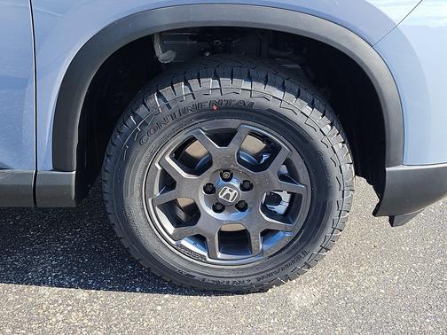 Gray 2026 Honda Pilot TrailSport