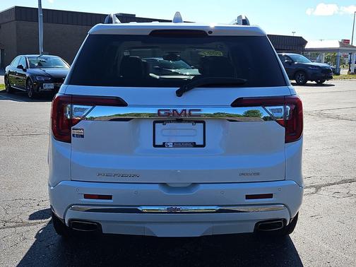 White Frost Tricoat 2023 GMC Acadia Denali
