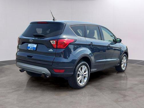 Baltic Sea Green Metallic 2019 Ford Escape SE