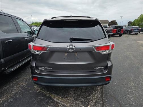 2016 Toyota Highlander XLE
