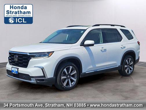 Platinum White Pearl 2023 Honda Pilot Touring 8-Passenger