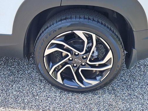 Summit White 2024 Chevrolet Trailblazer RS