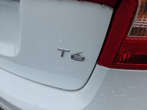 2015 Volvo S60 T6 Platinum