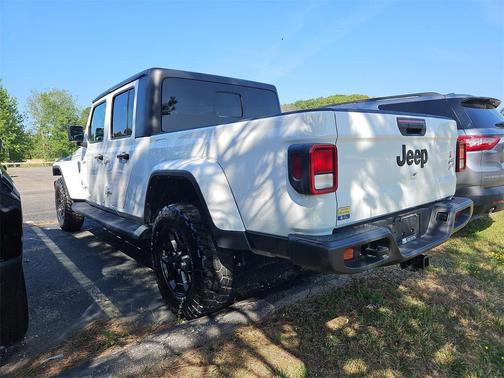 2022 Jeep Gladiator Willys 4x4