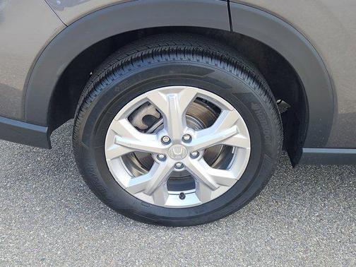 Modern Steel Metallic 2024 Honda HR-V LX