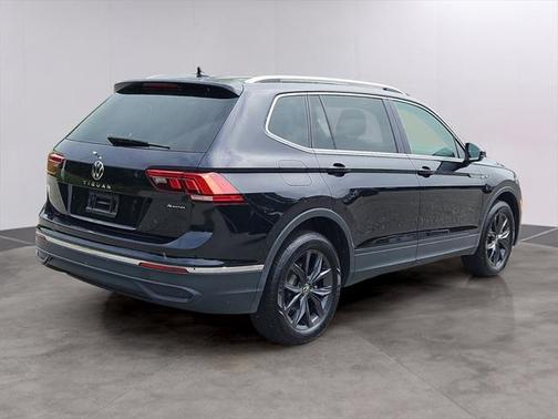 2024 Volkswagen Tiguan 2.0T SE 4MOTION