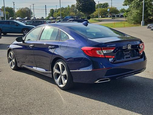 Obsidian Blue Pearl 2018 Honda Accord Touring