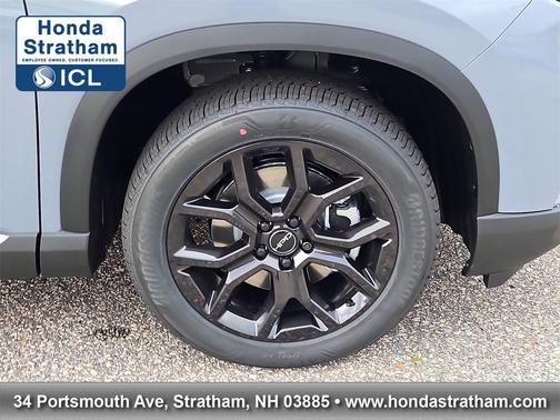 2025 Honda Pilot Touring 8-Passenger