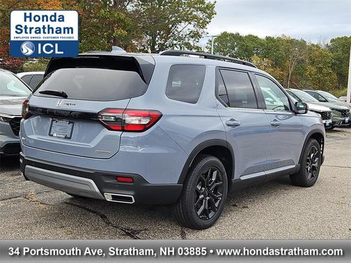 2025 Honda Pilot Touring 8-Passenger