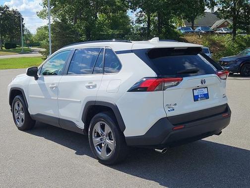 2023 Toyota RAV4 Hybrid XLE