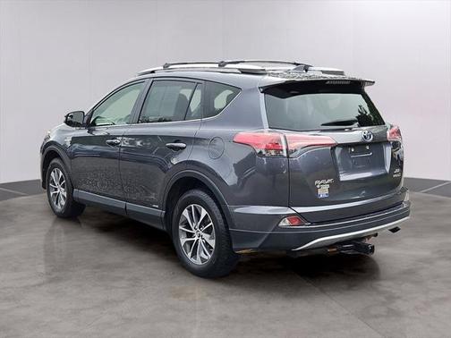 2016 Toyota RAV4 Hybrid XLE