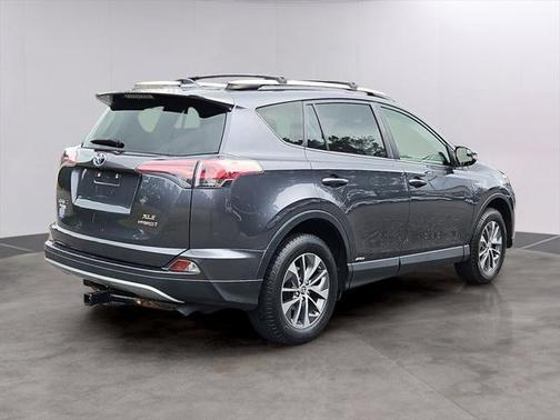2016 Toyota RAV4 Hybrid XLE