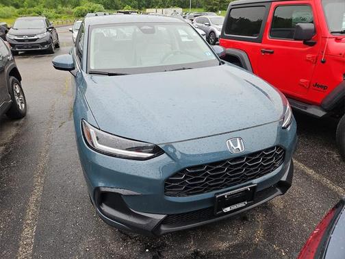 2025 Honda HR-V LX
