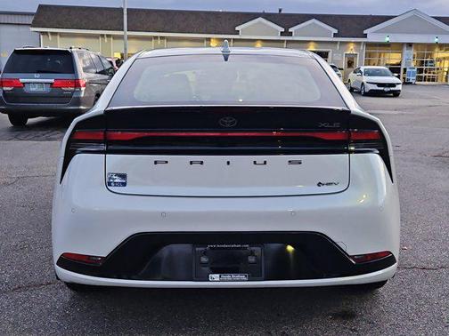 2024 Toyota Prius XLE