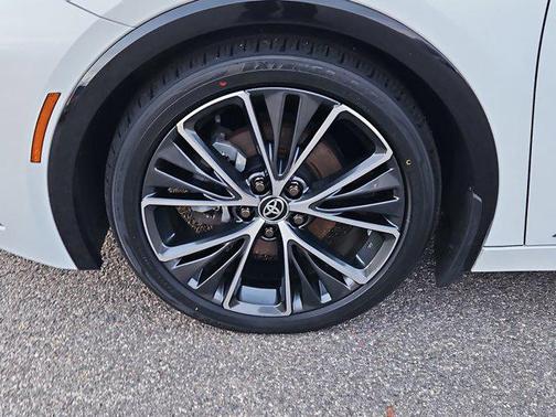 2024 Toyota Prius XLE