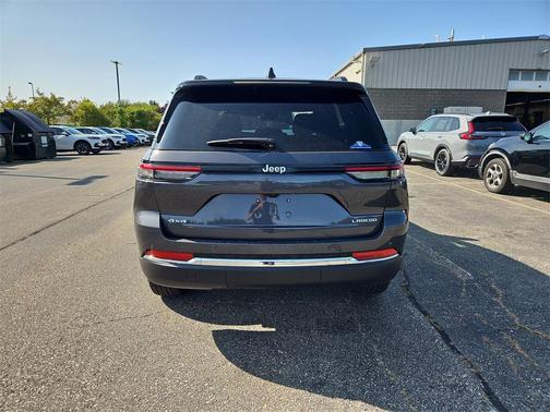 2025 Jeep Grand Cherokee Altitude