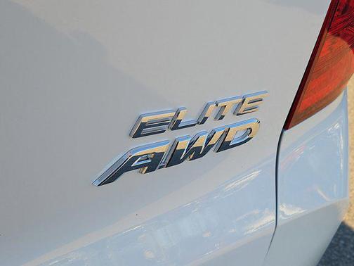 2023 Honda Passport AWD Elite