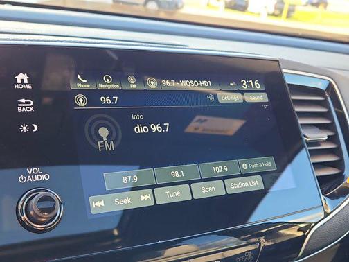 2023 Honda Passport AWD Elite