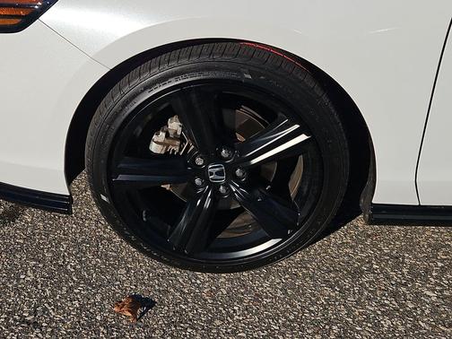 Platinum White 2024 Honda Accord Hybrid Sport-L