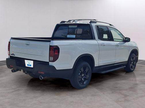 Platinum White 2026 Honda Ridgeline Black
