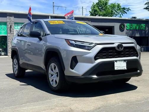 Silver Sky Metallic 2024 Toyota RAV4 LE
