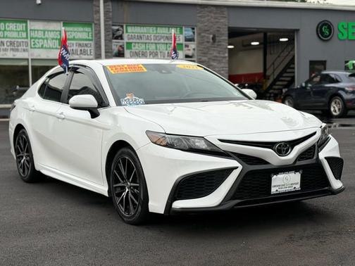 2021 Toyota Camry SE