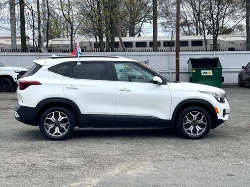 2021 Kia Seltos EX