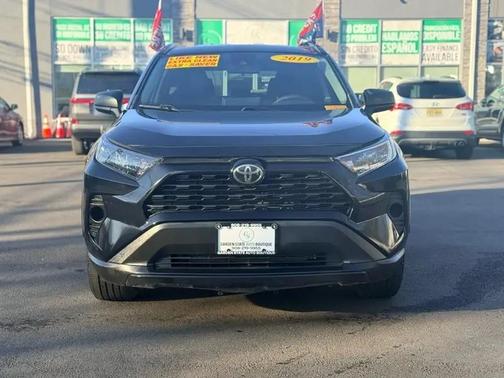 Midnight Black Metallic 2019 Toyota RAV4 LE