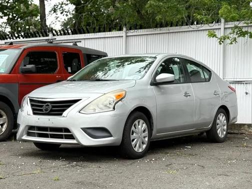 2015 Nissan Versa 1.6 SV