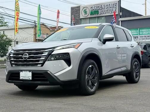 Brilliant Silver Metallic 2024 Nissan Rogue SV