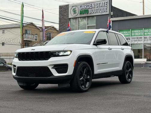 2023 Jeep Grand Cherokee Altitude